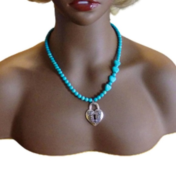 Faux Turquoise Howlite & Magnesite hearts Necklace 3035 - Picture 4 of 5
